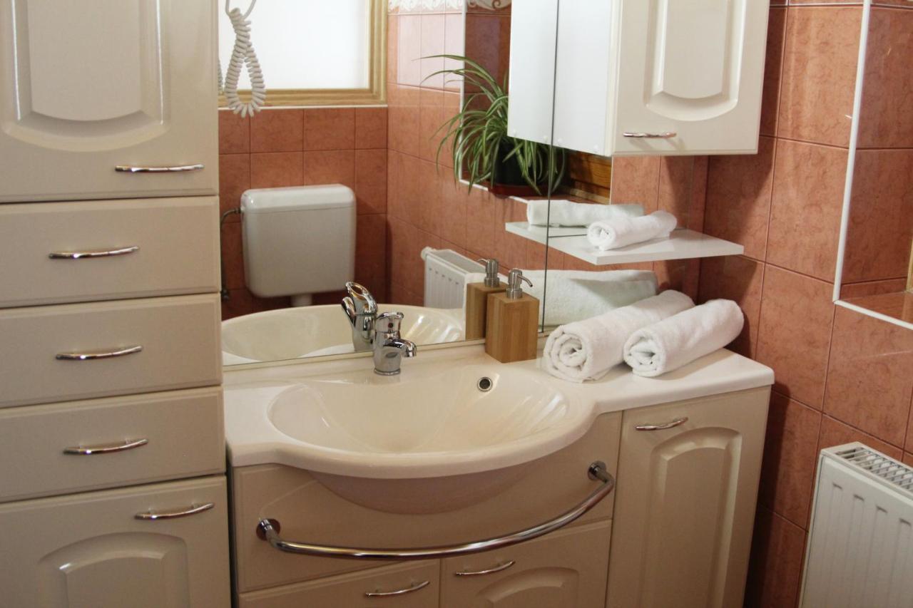 Tiszafa Vendégház Szentgál Extérieur photo